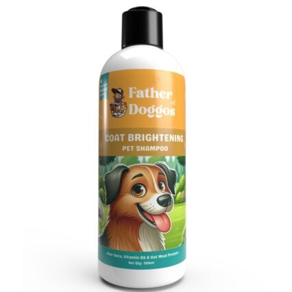 A whitening shampoo for dogs that enhances coat brightness and shine.